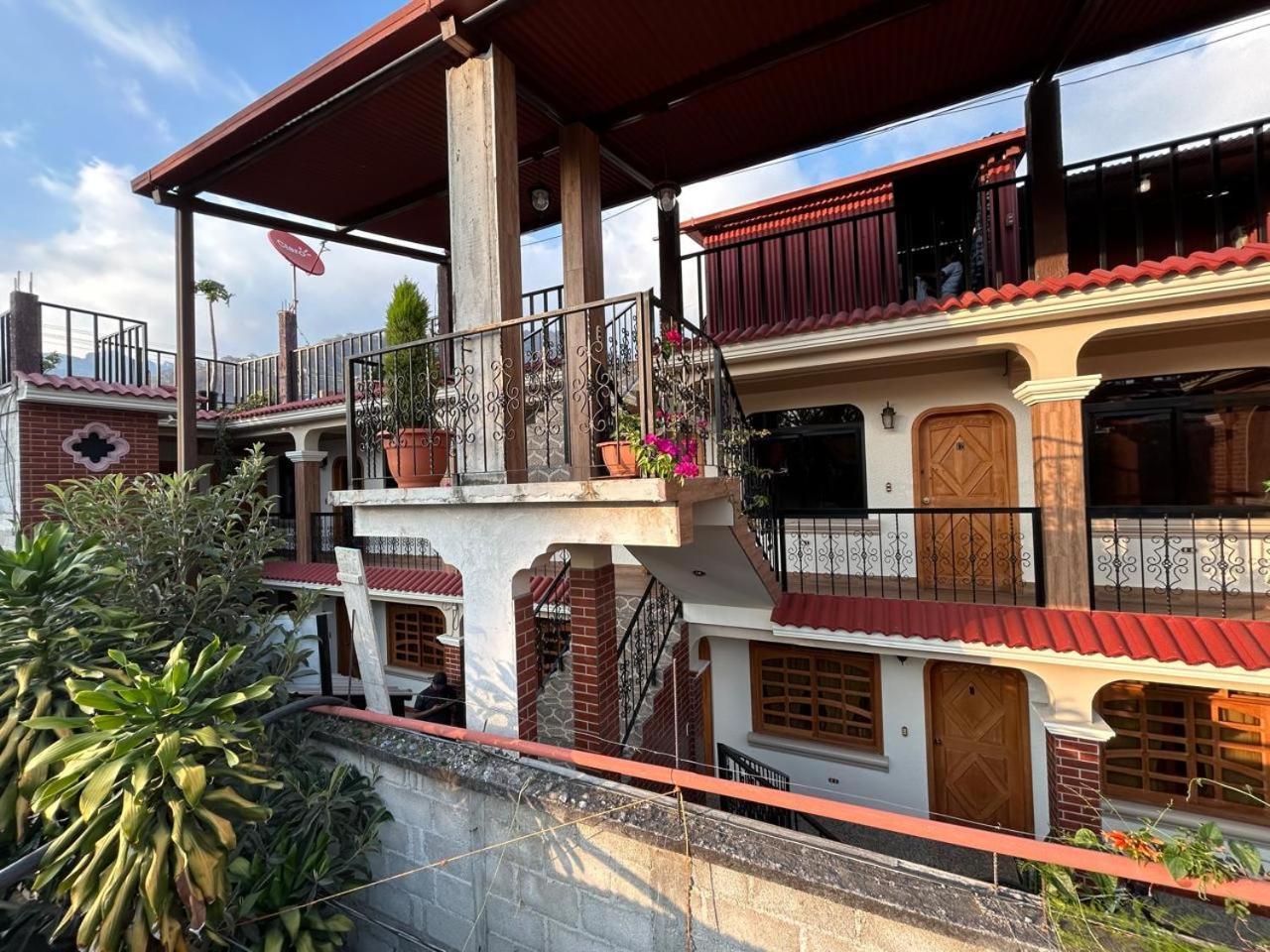 Posada Don Miguel Panajachel Exterior foto