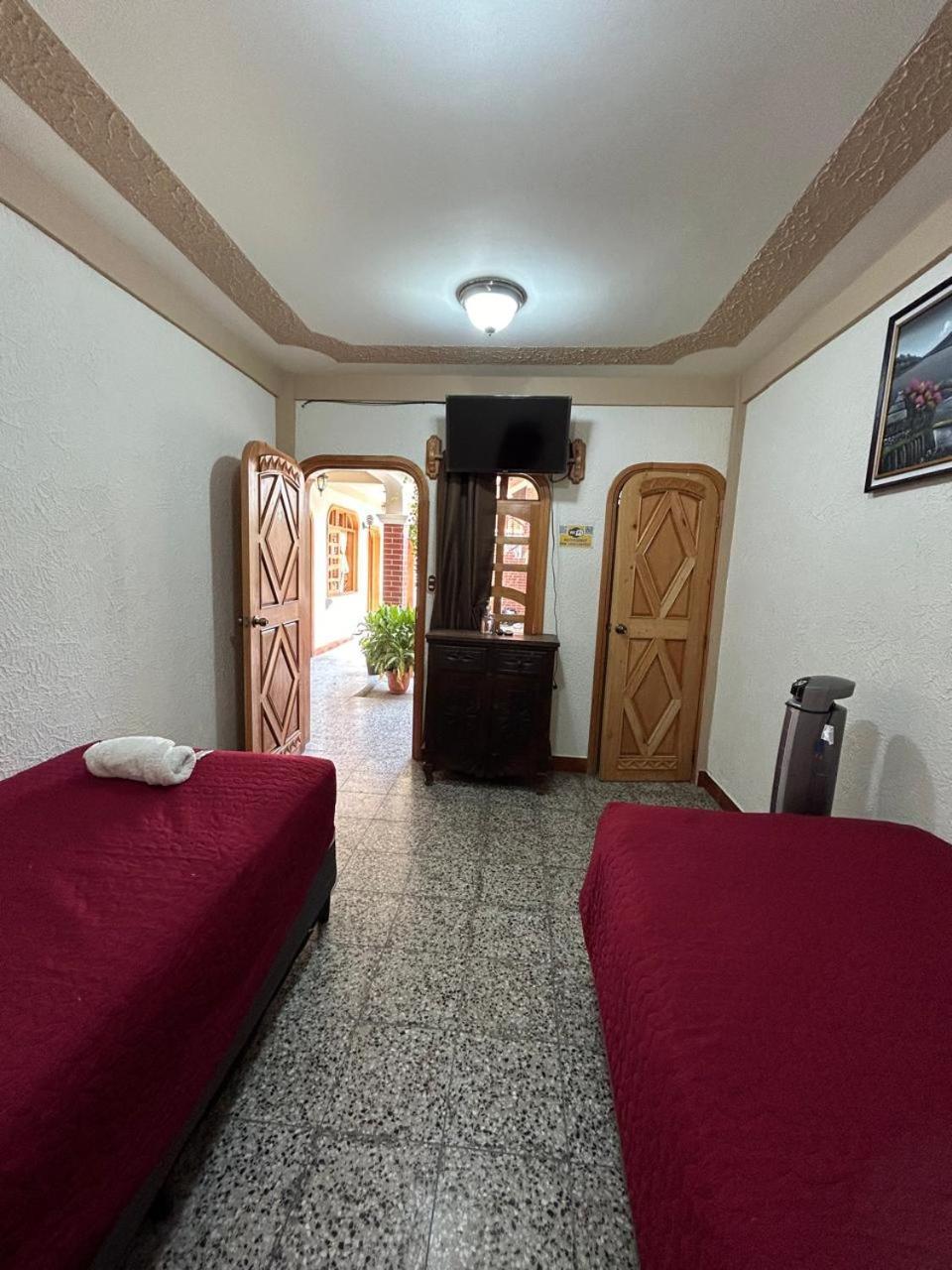 Posada Don Miguel Panajachel Exterior foto